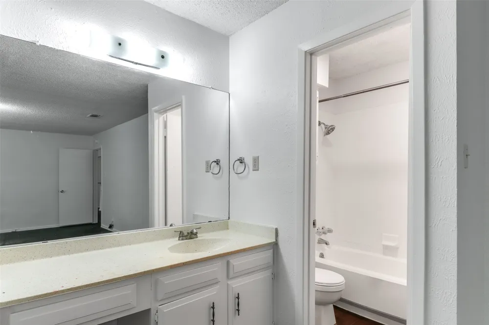 656 Mairo Street Austin, TX 78748