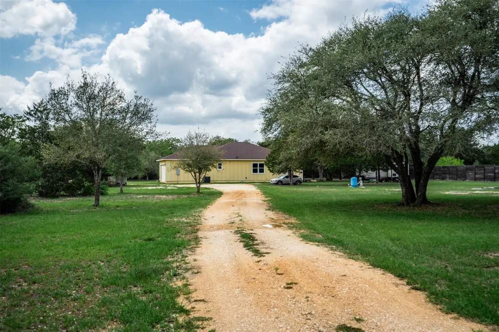 1354 OLD PIN OAK ROAD Paige, TX 78659