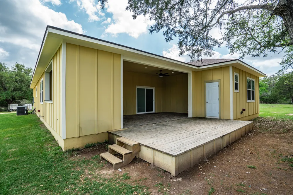 1354 OLD PIN OAK ROAD Paige, TX 78659