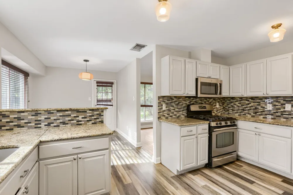 409 Kathleen Lane Leander, TX 78641