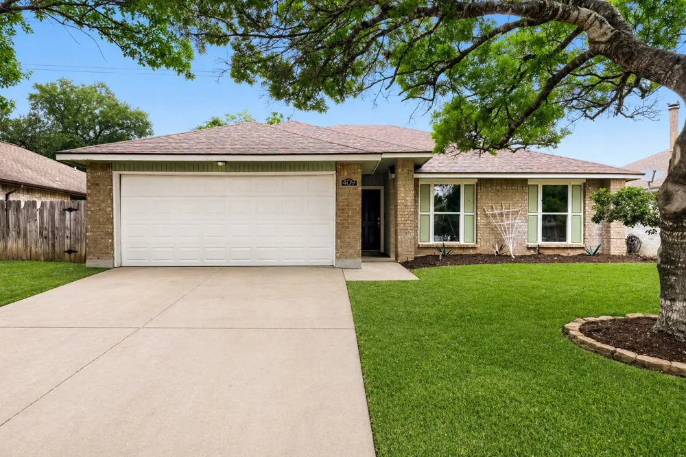 409 Kathleen Lane Leander, TX 78641