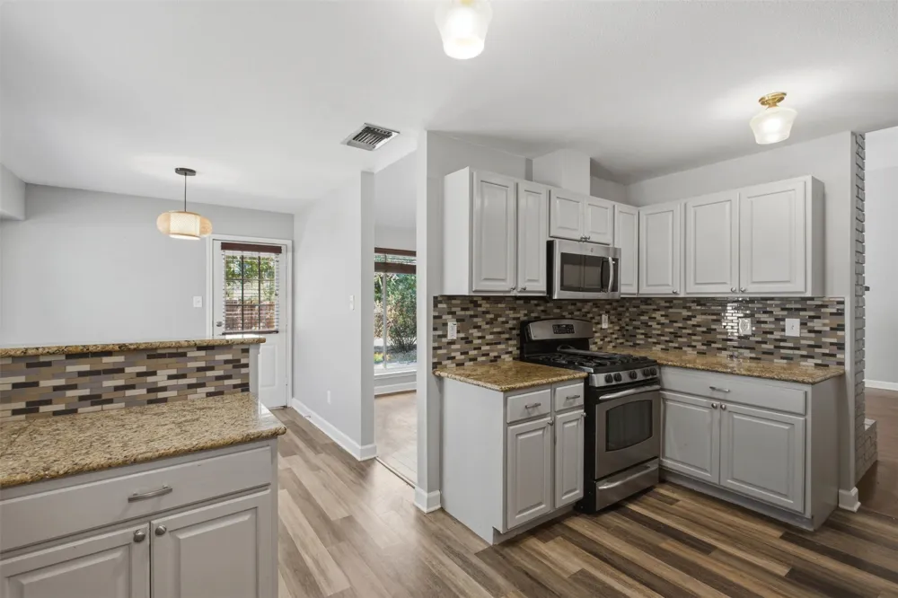 409 Kathleen Lane Leander, TX 78641