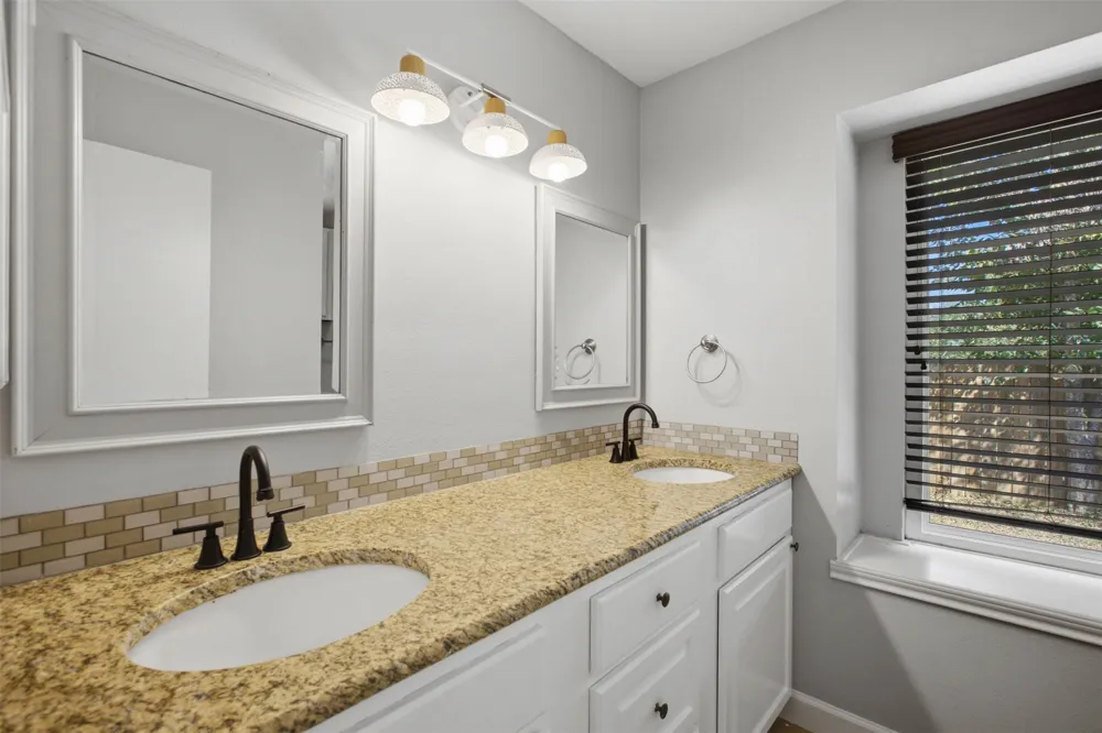 409 Kathleen Lane Leander, TX 78641