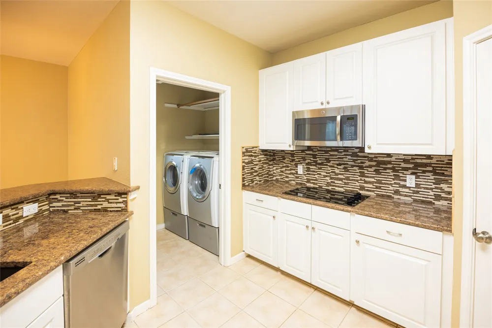 1105 Clemson Cove Pflugerville, TX 78660