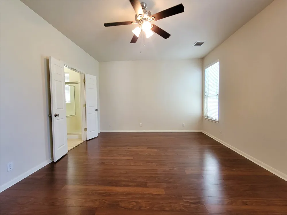 1105 Clemson Cove Pflugerville, TX 78660