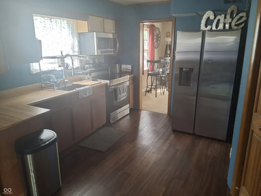 4761 Longworth Avenue Lawrence, IN 46226