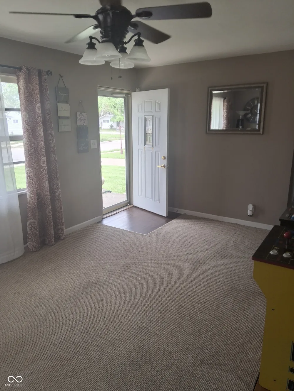 4761 Longworth Avenue Lawrence, IN 46226