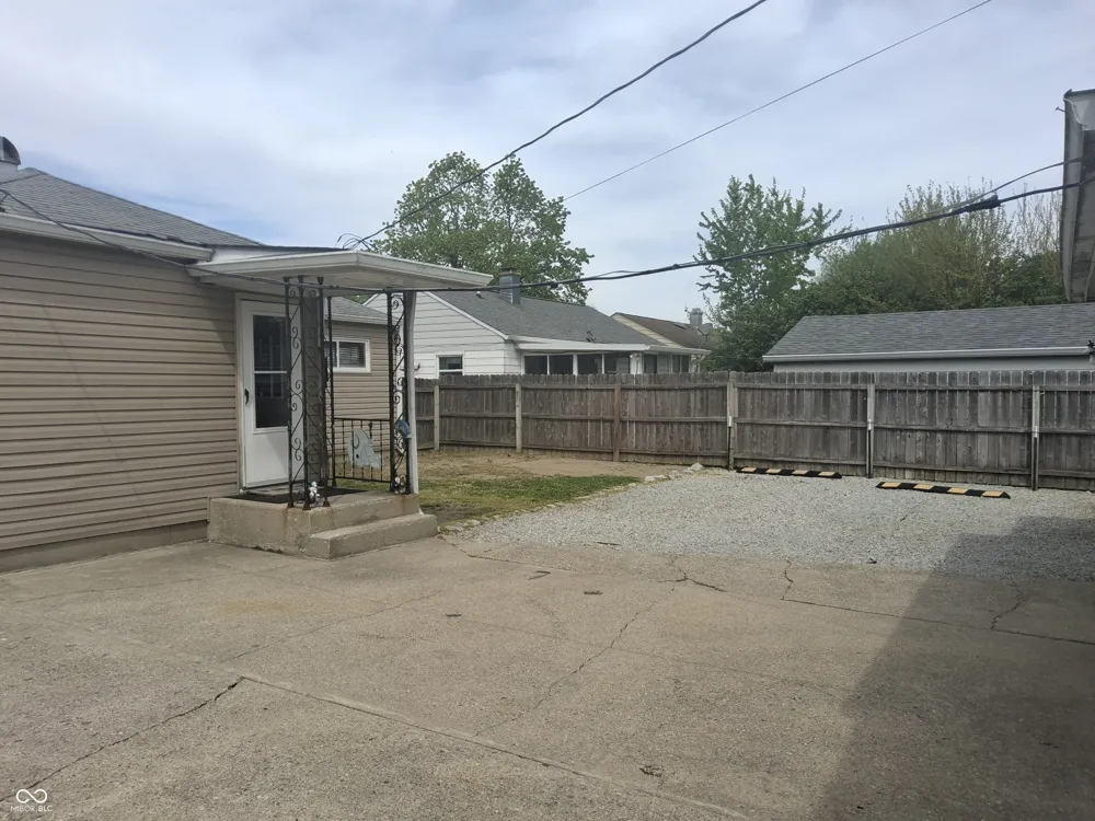 4761 Longworth Avenue Lawrence, IN 46226