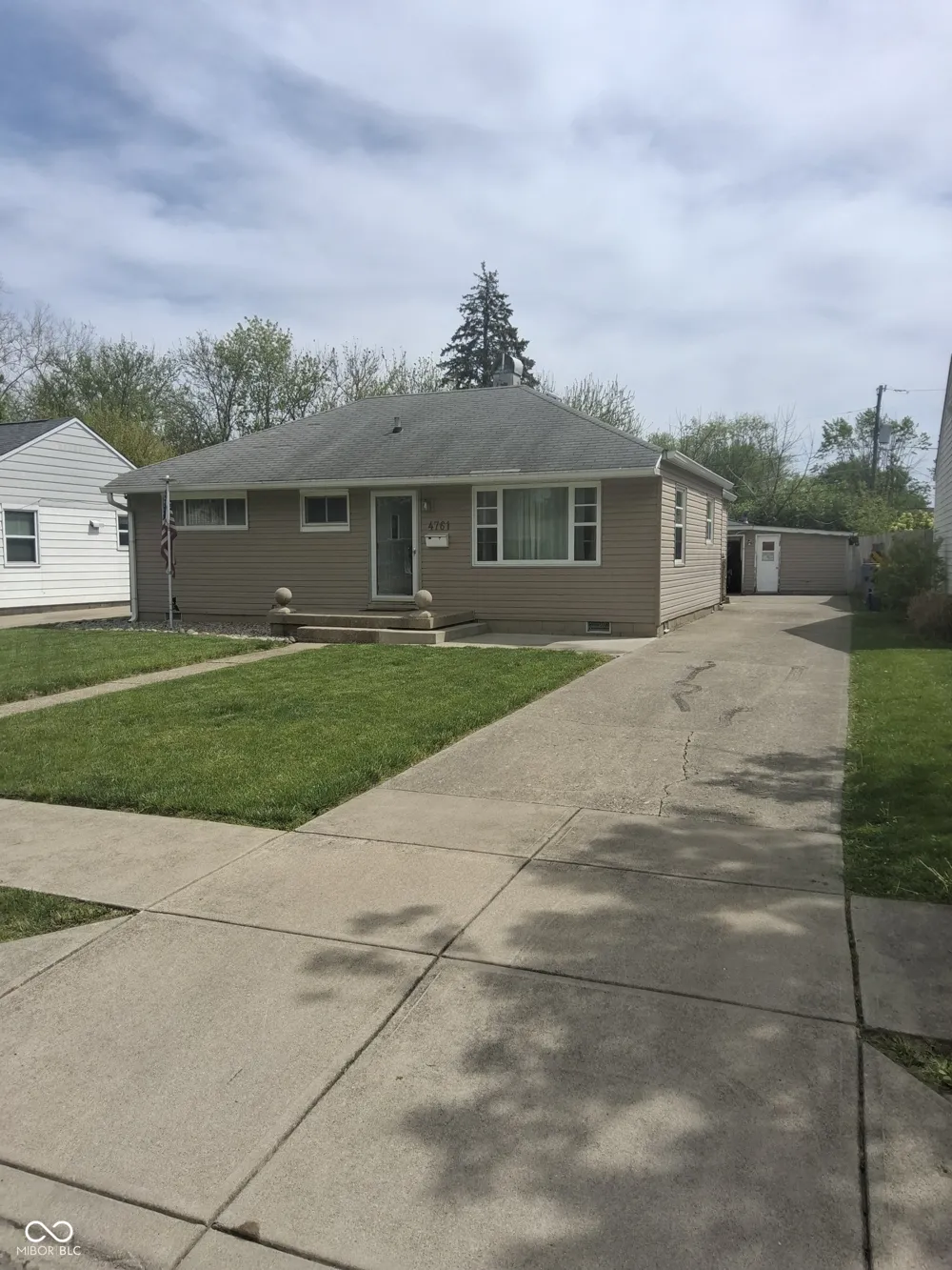 4761 Longworth Avenue Lawrence, IN 46226