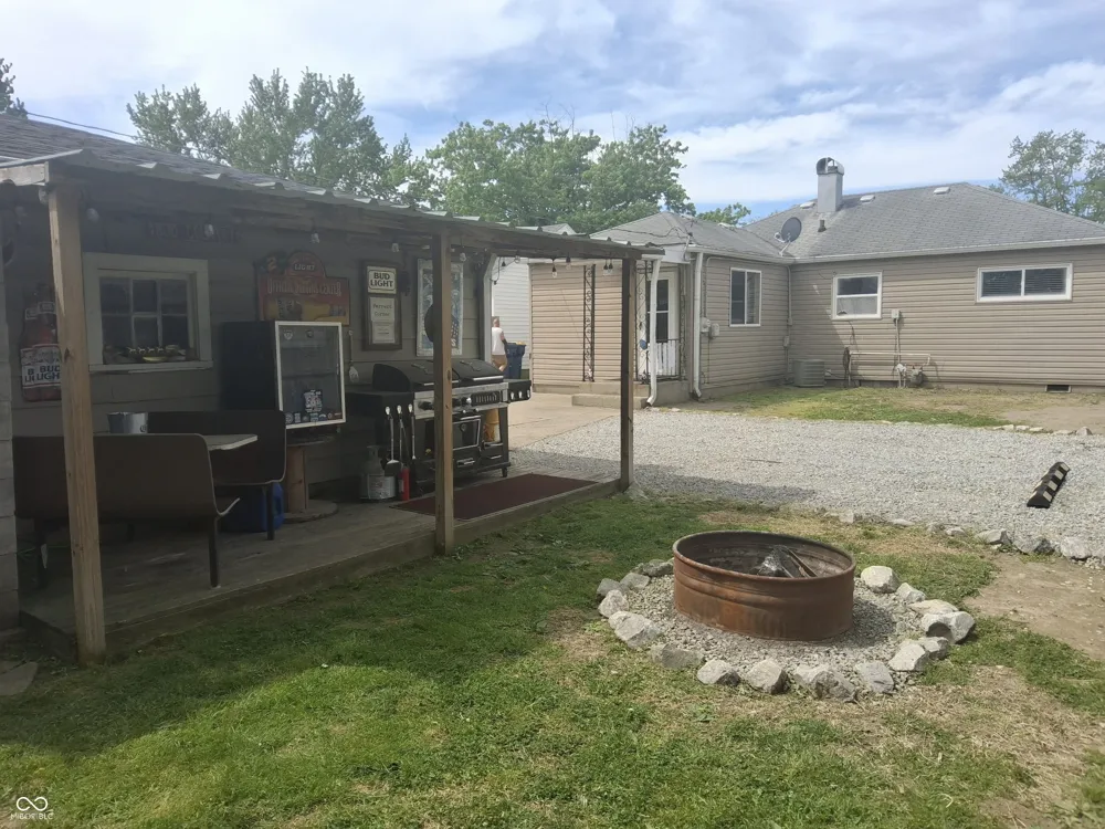 4761 Longworth Avenue Lawrence, IN 46226