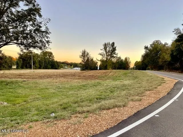 Highway 305 Coldwater, MS 38618