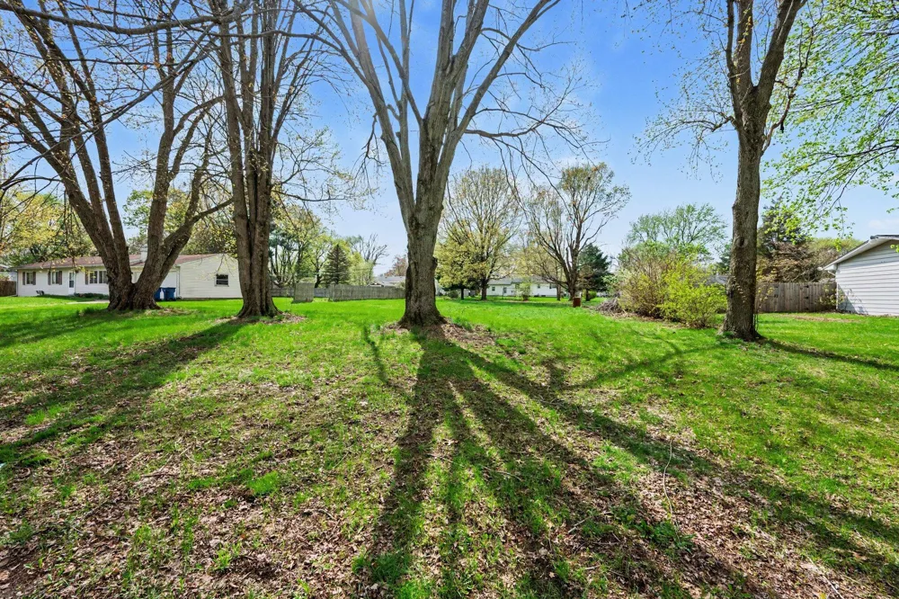 E Tremblay Drive Vicksburg, MI 49097