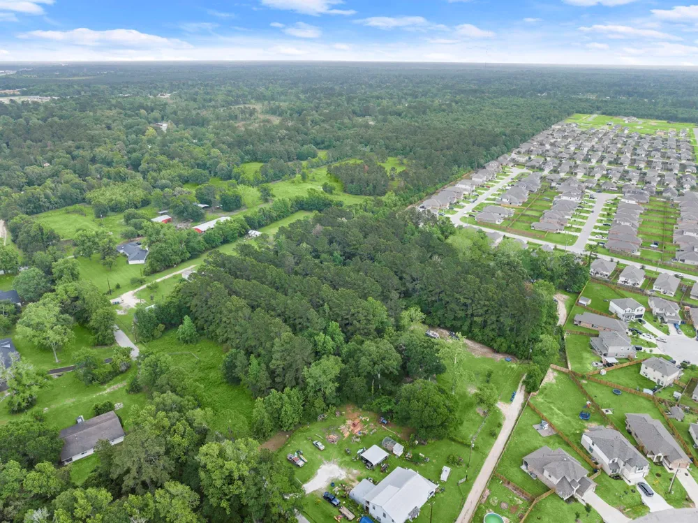 15399 Memorial Drive Splendora, TX 77372
