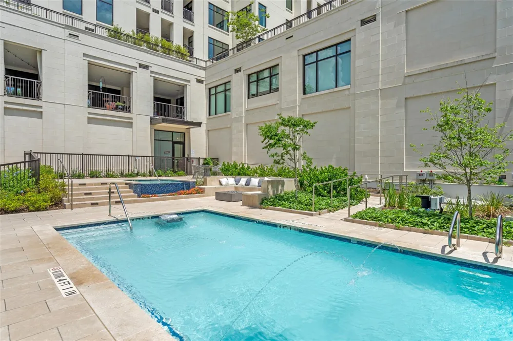 6017 Memorial #202 Houston, TX 77007