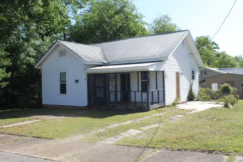 1 Callaway Street