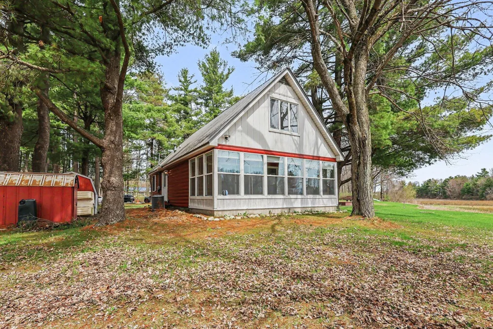 1556 E James Street White Cloud, MI 49349