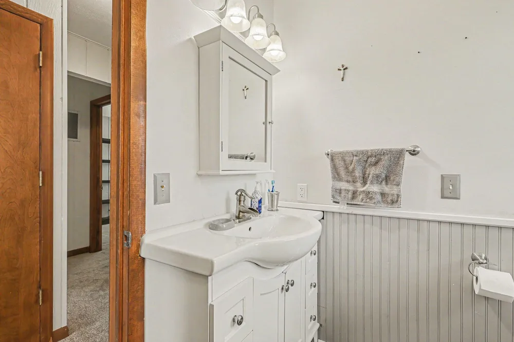1556 E James Street White Cloud, MI 49349