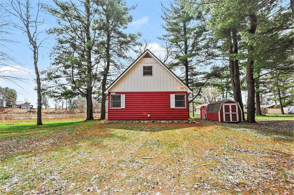 1556 E James Street White Cloud, MI 49349