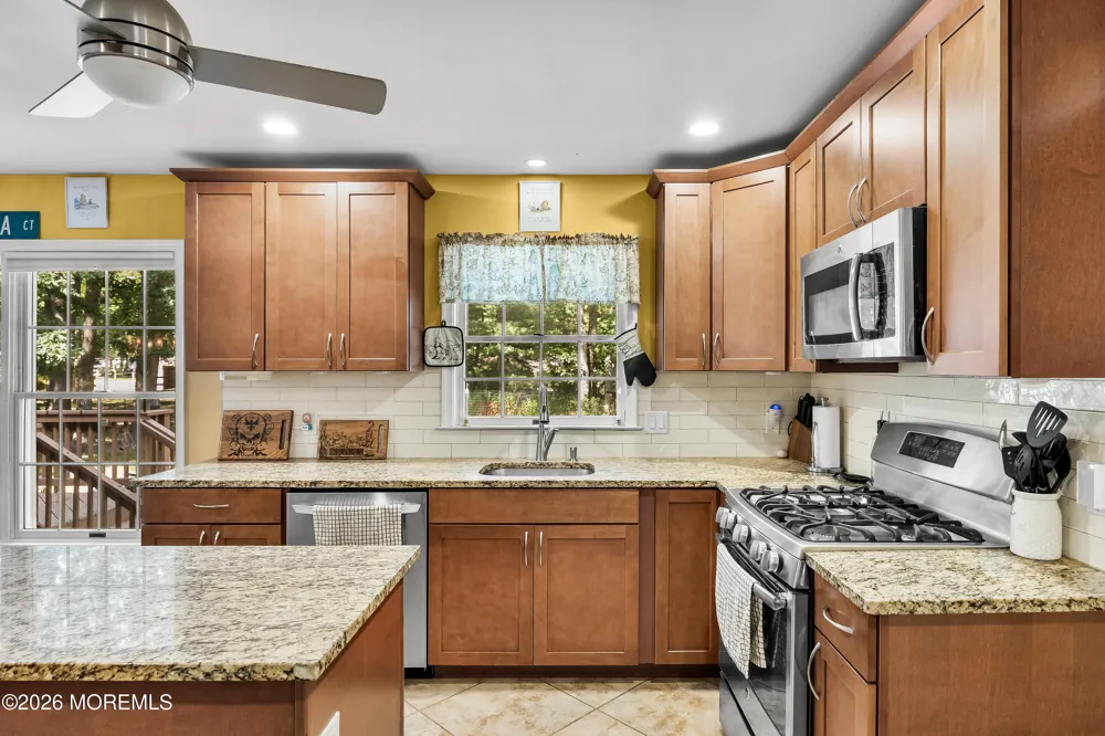 78 Ivins Drive New Egypt, NJ 08533