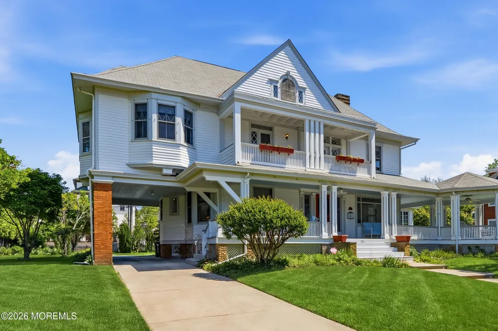 211 Cedar Avenue Allenhurst, NJ 07711