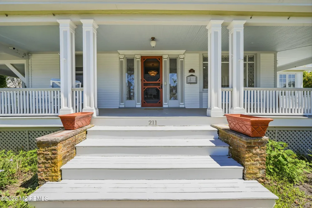 211 Cedar Avenue Allenhurst, NJ 07711