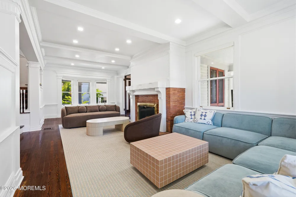 211 Cedar Avenue Allenhurst, NJ 07711
