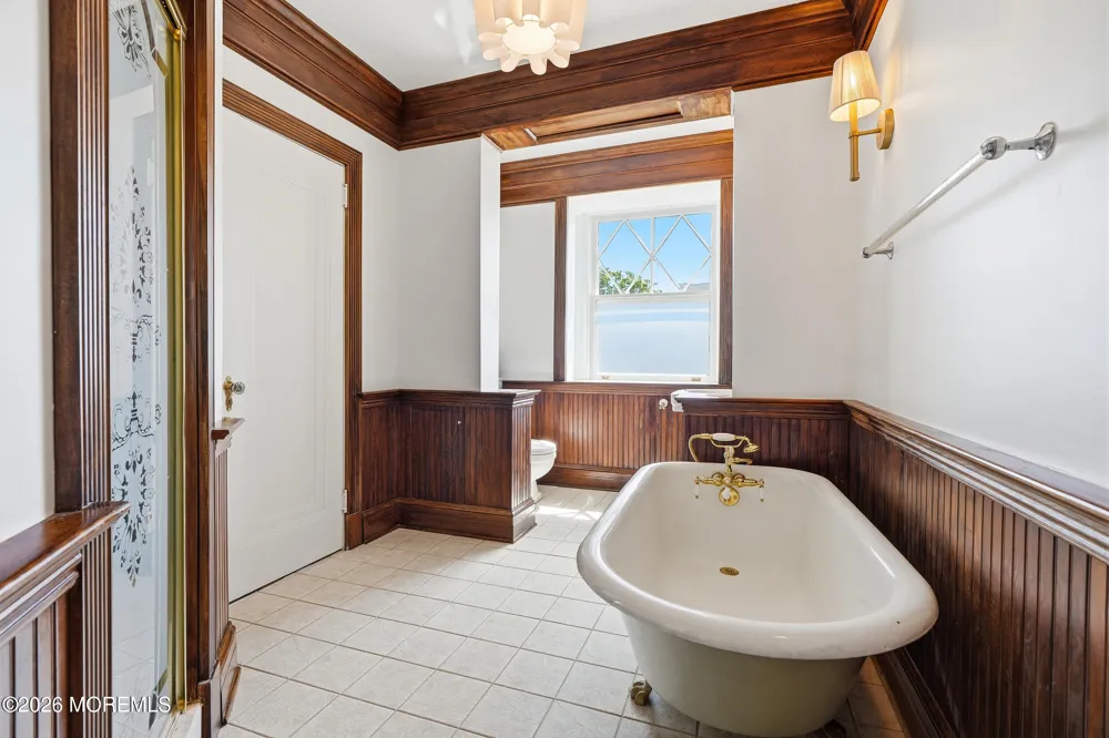 211 Cedar Avenue Allenhurst, NJ 07711