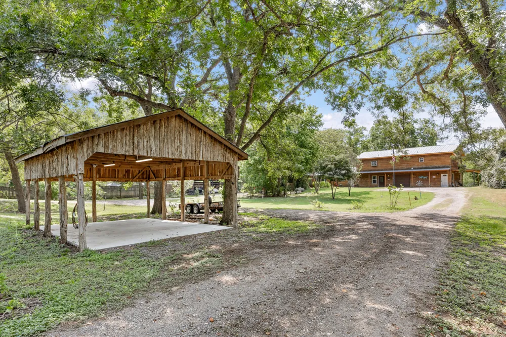 315 River wood Drive Bastrop, TX 78602