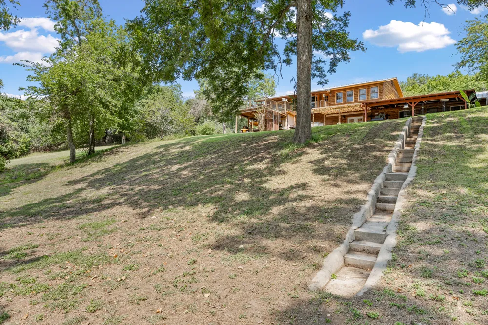 315 River wood Drive Bastrop, TX 78602