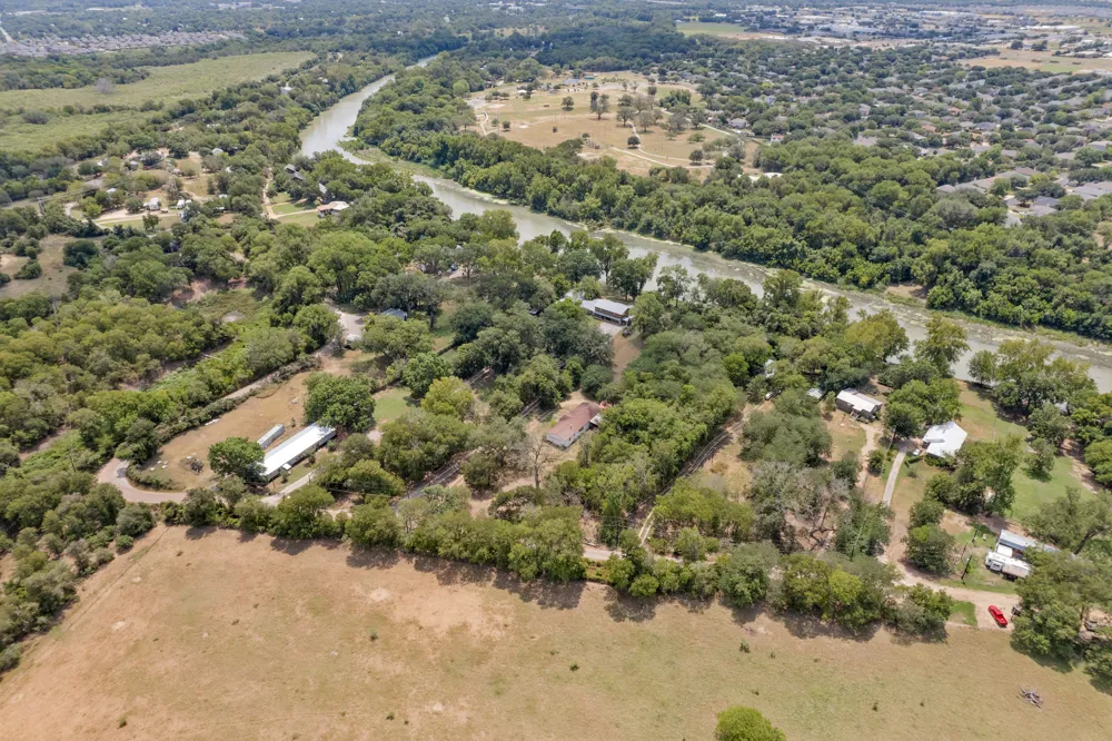 315 River wood Drive Bastrop, TX 78602
