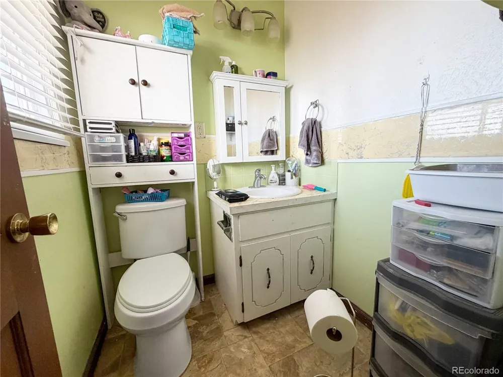 662 Ash Avenue Akron, CO 80720