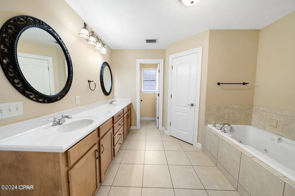 3758 Bay Tree Road Lynn Haven, FL 32444