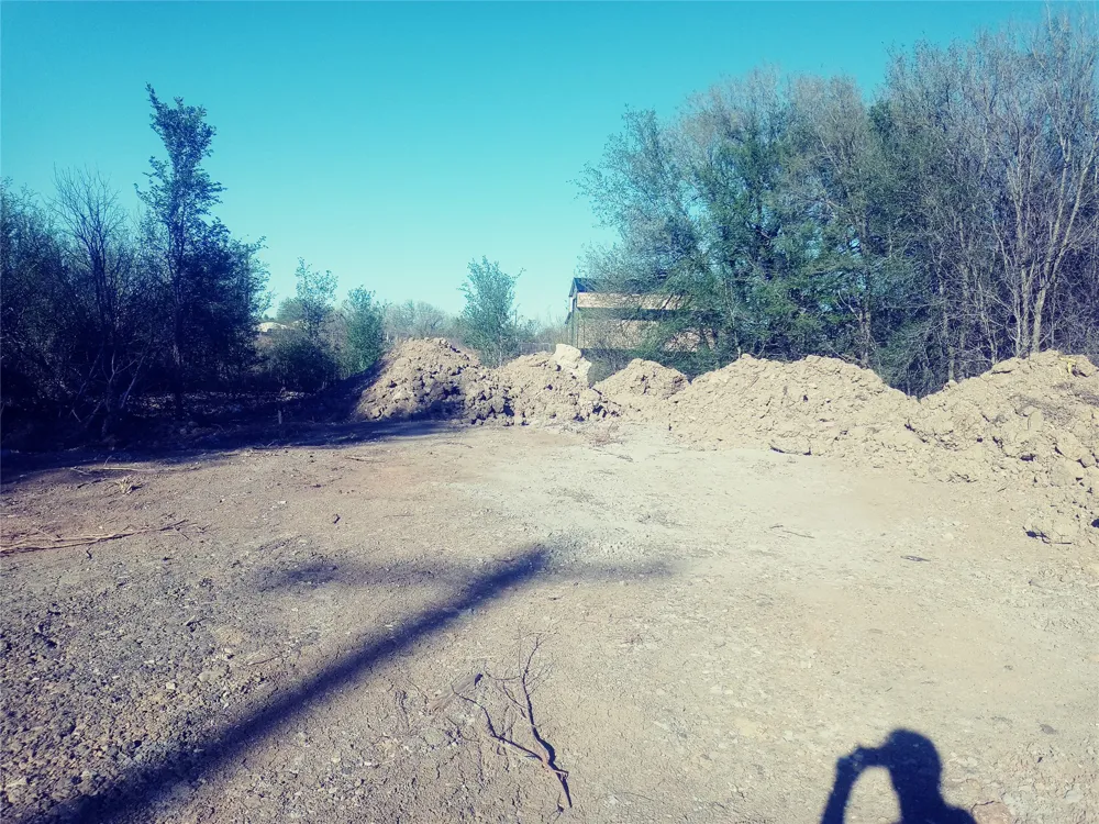 8818 Elroy Road Del Valle, TX 78617