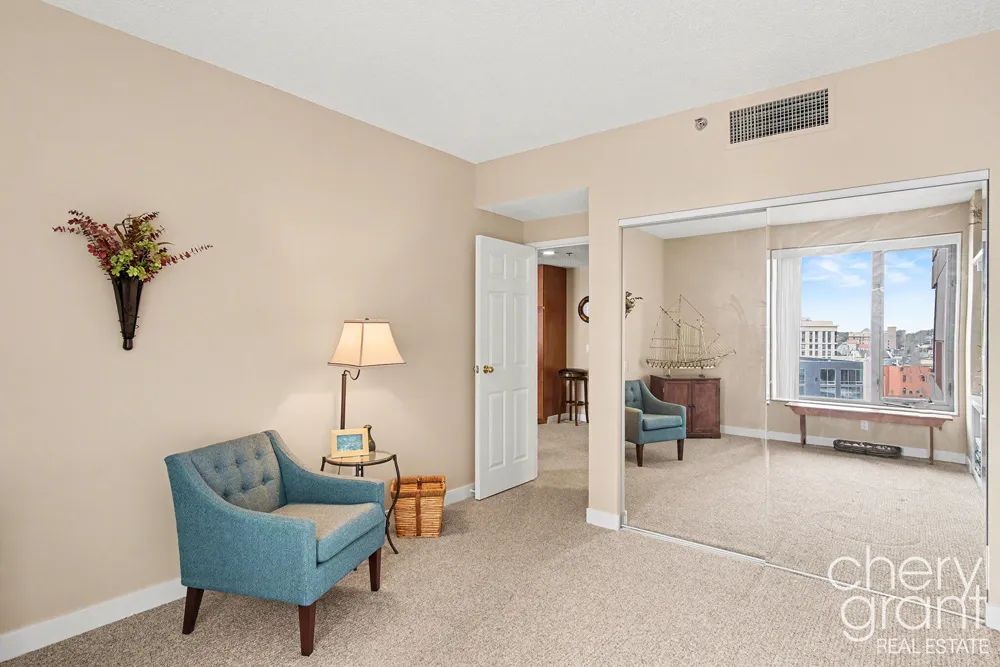 158 Campau Circle NW #1516 Grand Rapids, MI 49503