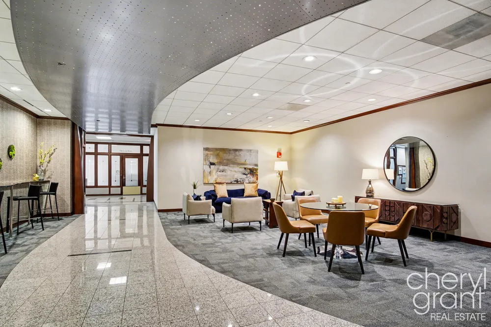 158 Campau Circle NW #1516 Grand Rapids, MI 49503
