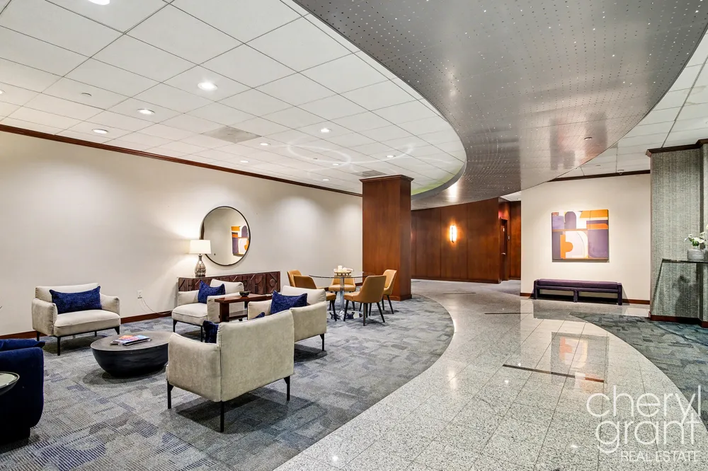 158 Campau Circle NW #1516 Grand Rapids, MI 49503