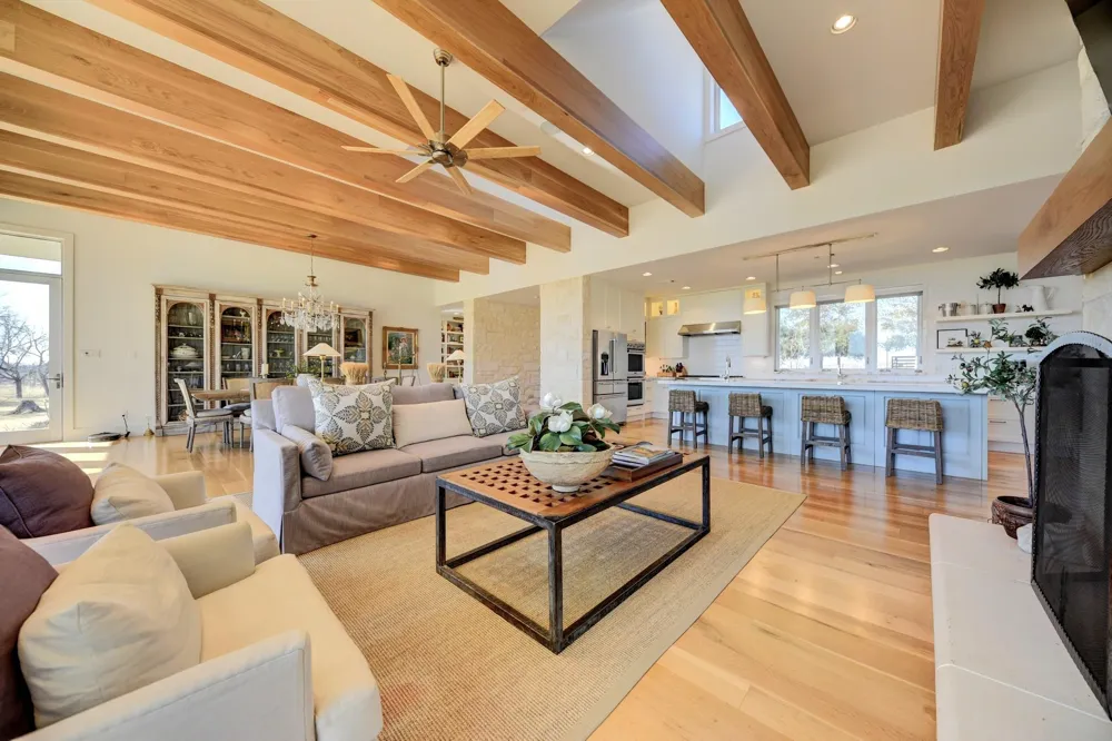 770 Blackberry Lane Washington, TX 77880
