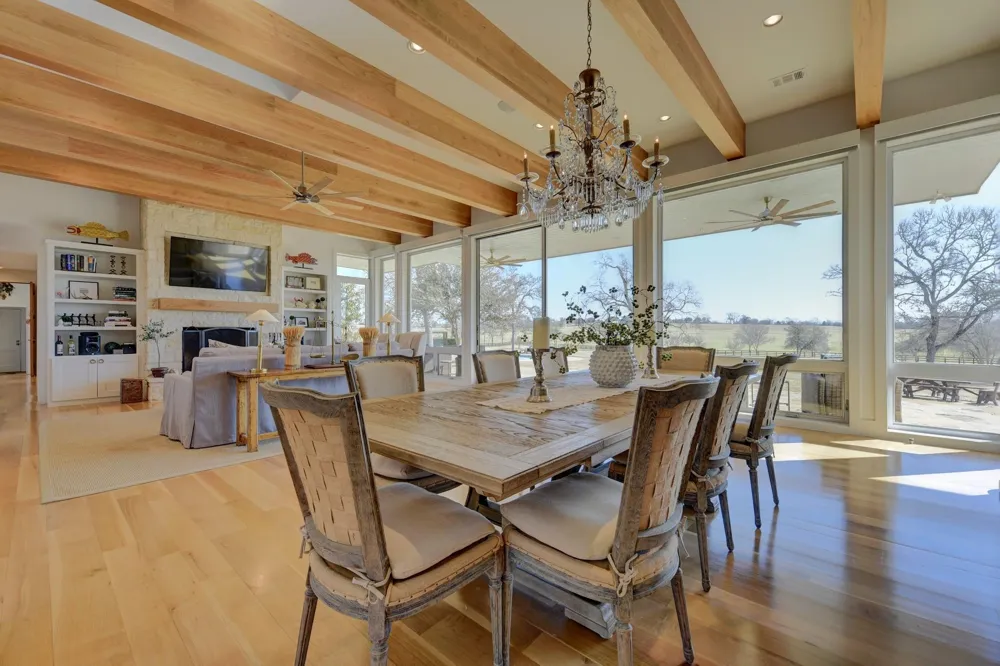 770 Blackberry Lane Washington, TX 77880