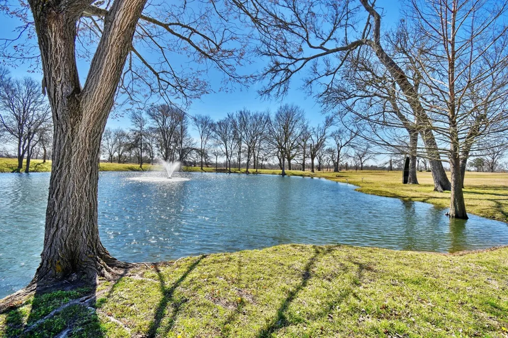 770 Blackberry Lane Washington, TX 77880