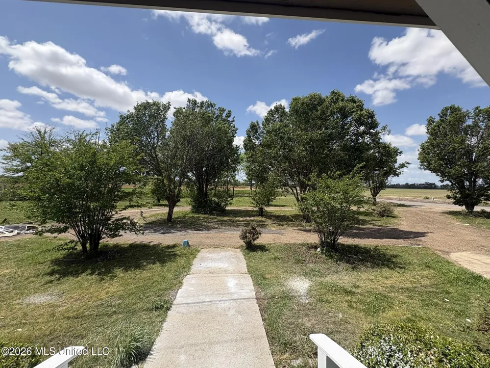 161 Smith Road Cleveland, MS 38732