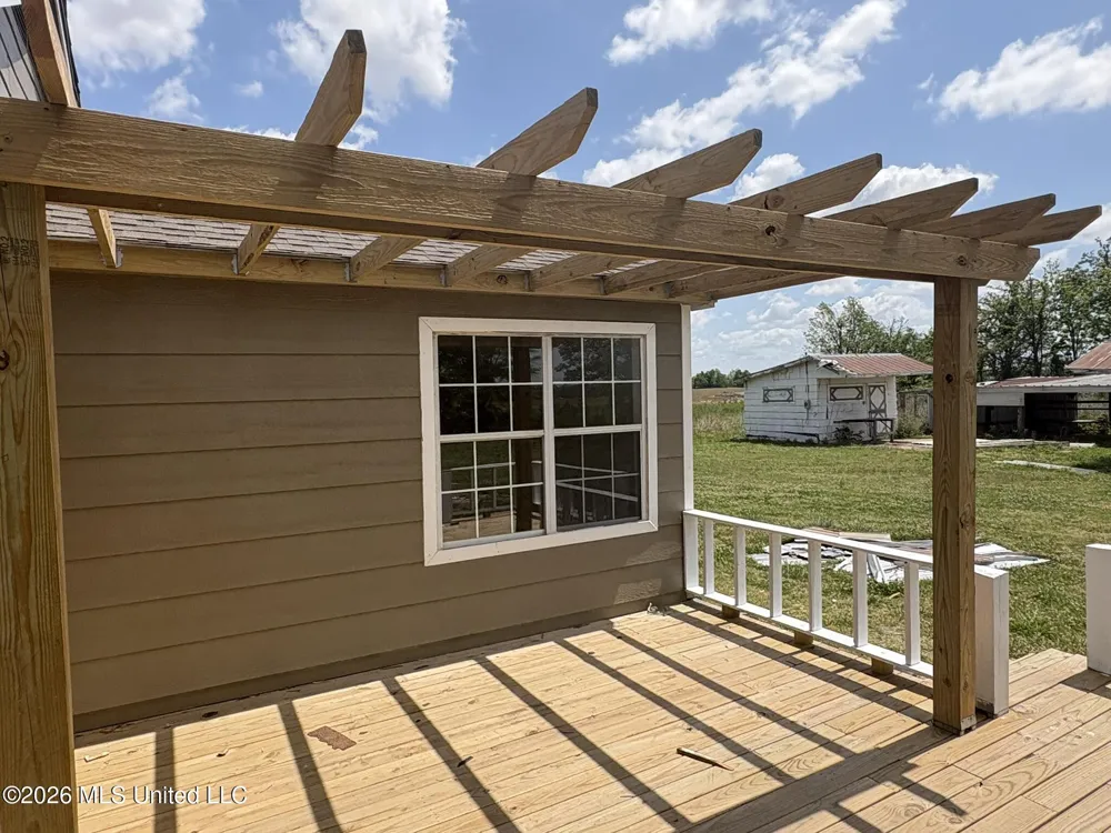 161 Smith Road Cleveland, MS 38732