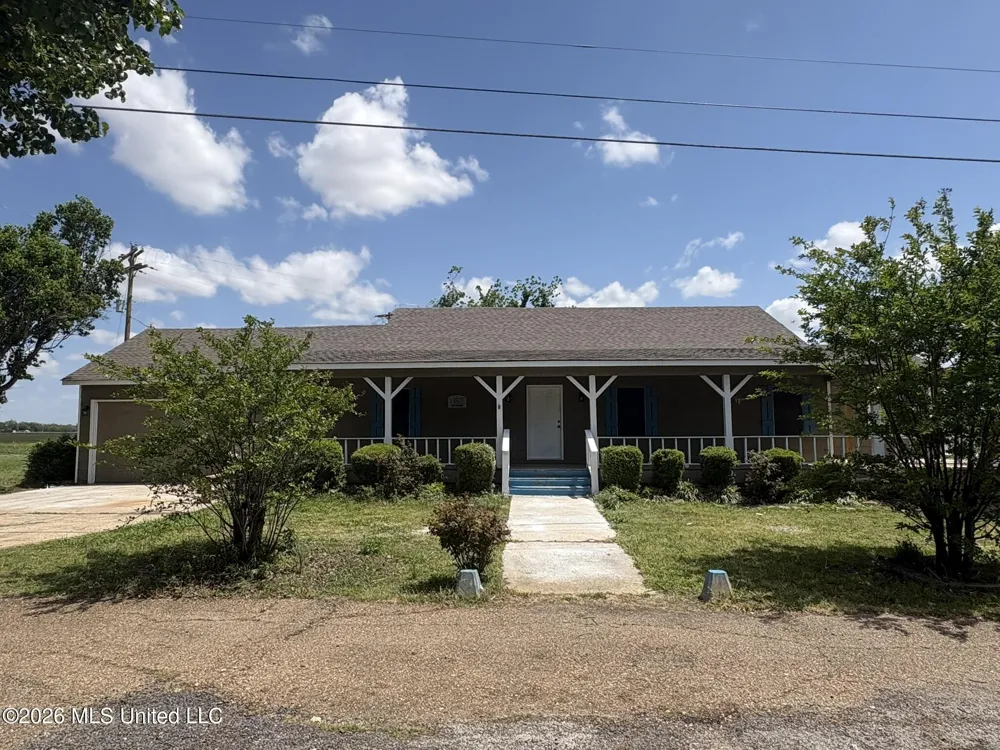 161 Smith Road Cleveland, MS 38732