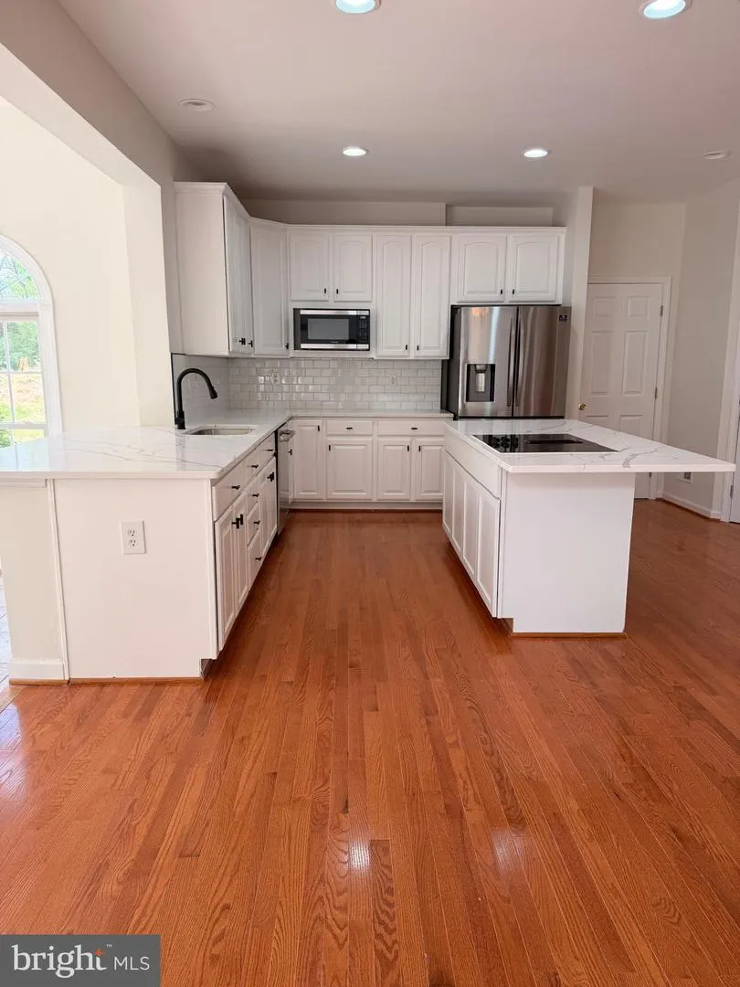7412 KALLENBURG CT Manassas, VA 20111
