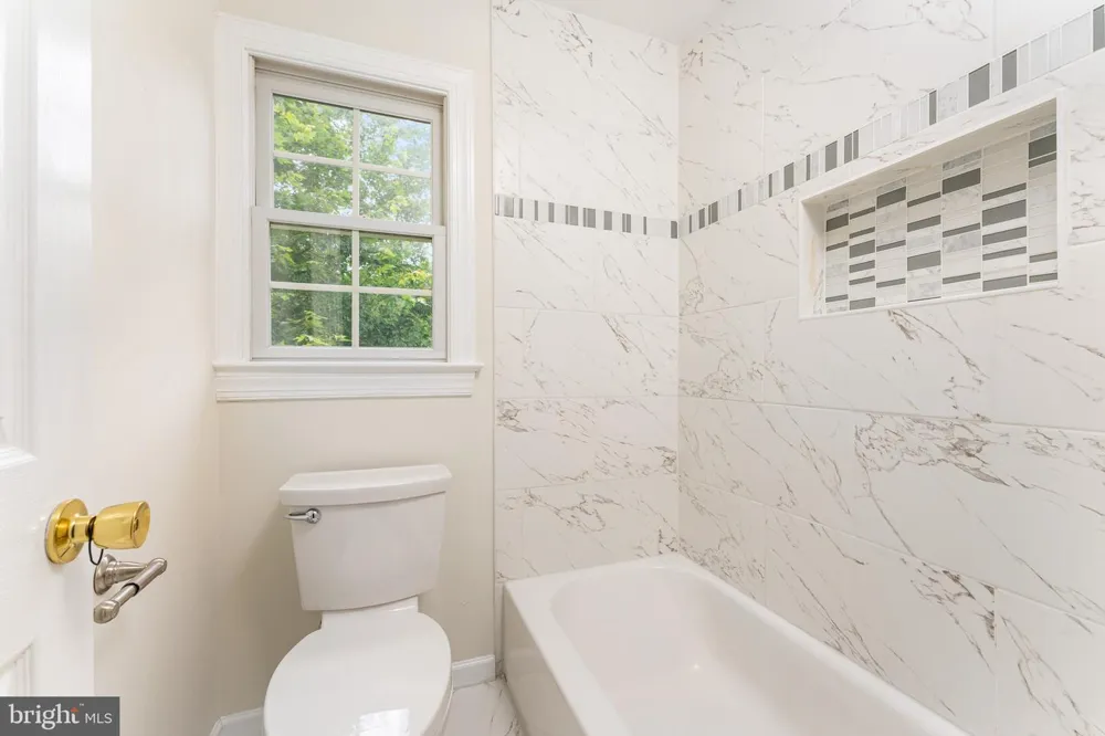 7412 KALLENBURG CT Manassas, VA 20111