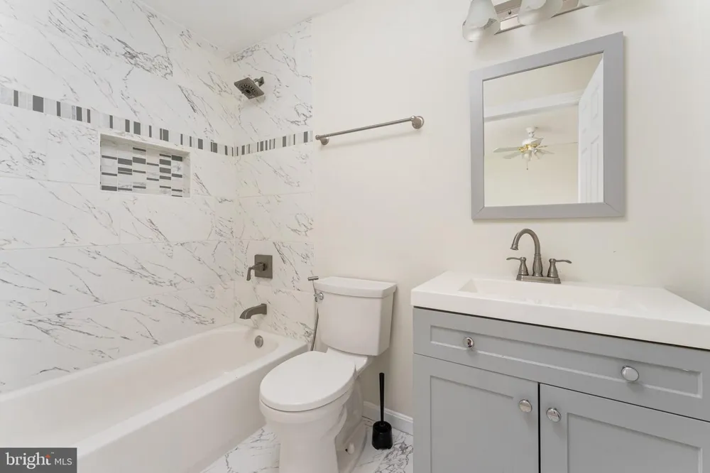 7412 KALLENBURG CT Manassas, VA 20111