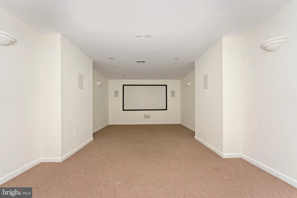 7412 KALLENBURG CT Manassas, VA 20111