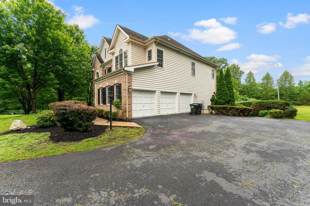 7412 KALLENBURG CT Manassas, VA 20111