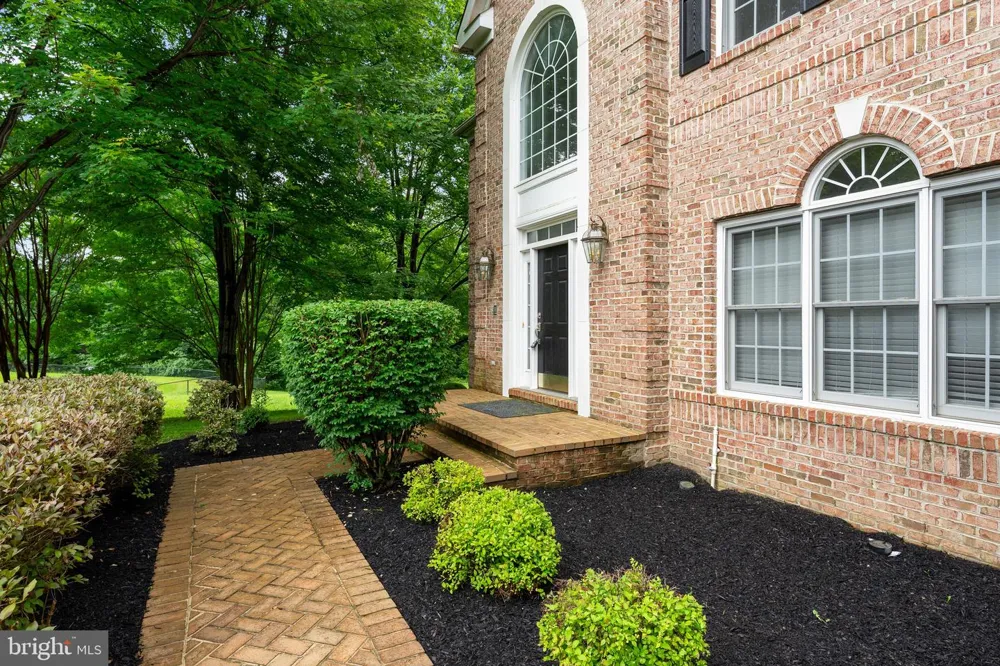 7412 KALLENBURG CT Manassas, VA 20111