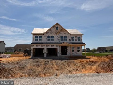 403 EAST CLARISSA DRIVE