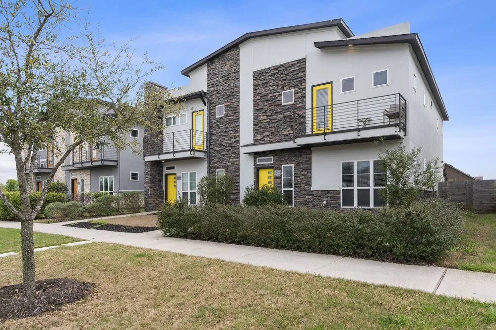 5913 Charles Merle Drive #16 Austin, TX 78747